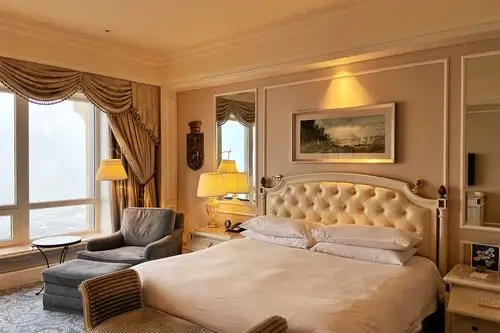 「情僧犹无处寻觅,伊人却在水一方」之【大连】一方城堡豪华精选酒店