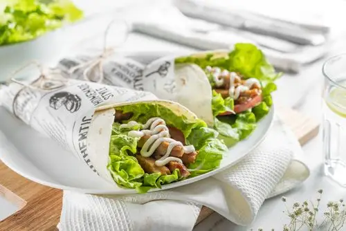 热食低脂鸡肉卷饼的做法