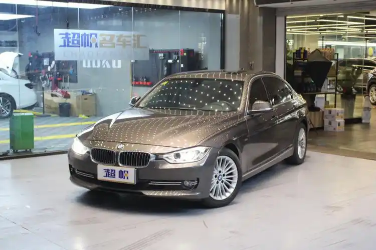 【车辆名称】2015款 宝马3系 320li 豪华设计套装