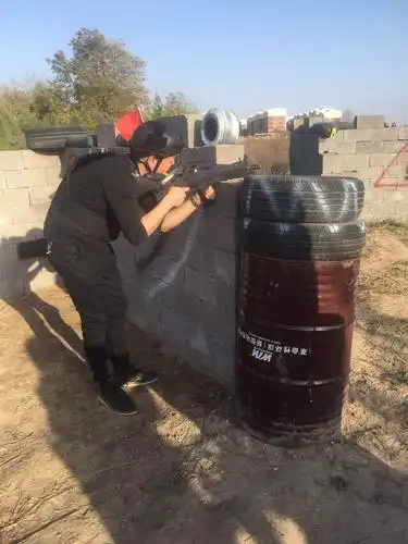 【易·生活】真人cs枪战,释放你内心的英雄梦!