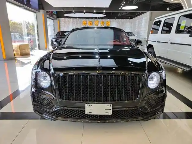 23款宾利飞驰v8升降立标造型前卫复古