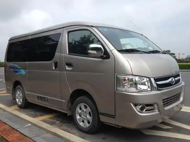 山西当地包车一日游云冈石窟雁门关14座九龙商务车