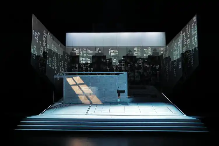 话剧《喜相逢》舞台直击 光影效果非同凡响