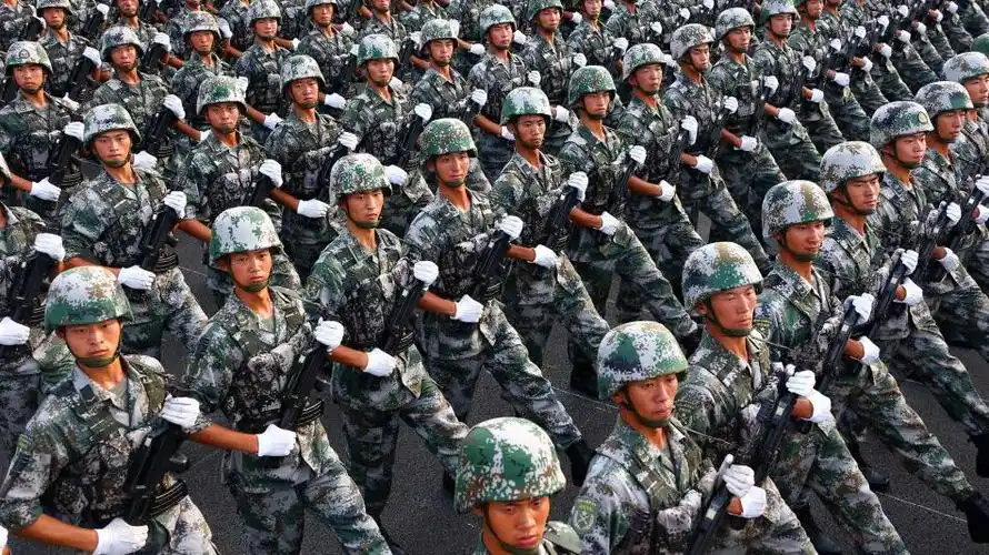 中国军人让人沸腾的精彩瞬间,当兵报国的男儿最有热血!