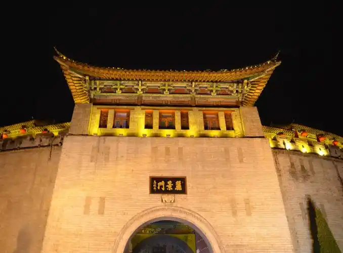 洛阳第一门—丽景门