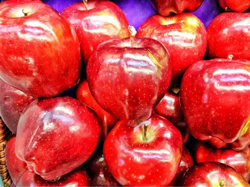 【超市里的瓜果】iphone4s拍摄