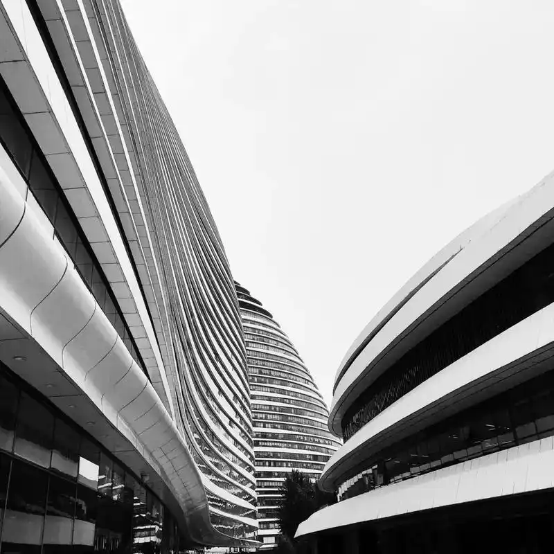 由世界著名建筑师扎哈 · 哈迪德(zaha hadid)担纲总设计师