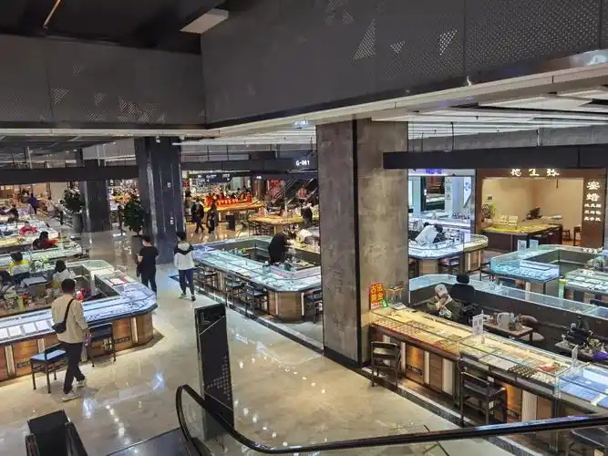 水贝淘金者:珠宝无品牌,英雄无出身