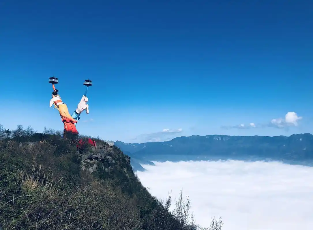 —白马山旅游度假区的"飞天之吻"引发了网友的
