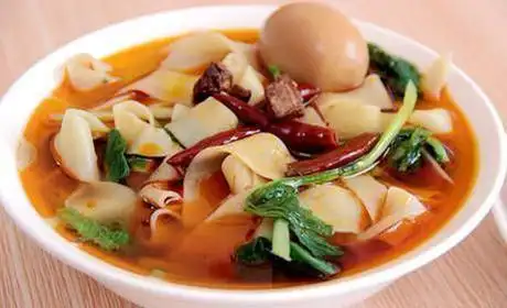 安徽正宗牛肉板面