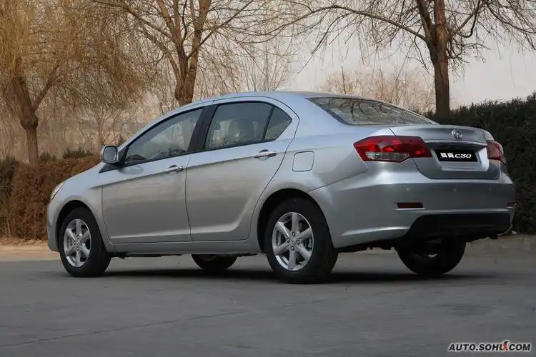 p>长城c30是长城汽车倾力打造,全新开发的一款全球战略车型,从开发到