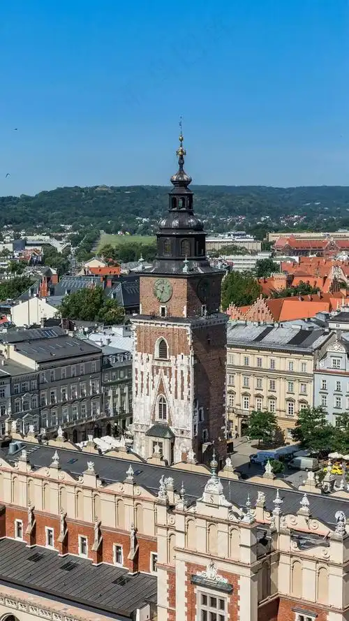 外国城市特色建筑钟楼高清摄影图片