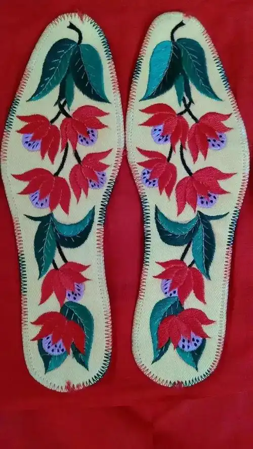 手工绣花鞋垫_手工十字绣鞋垫花样 - 刺绣图案 - 刺绣教程针法大全