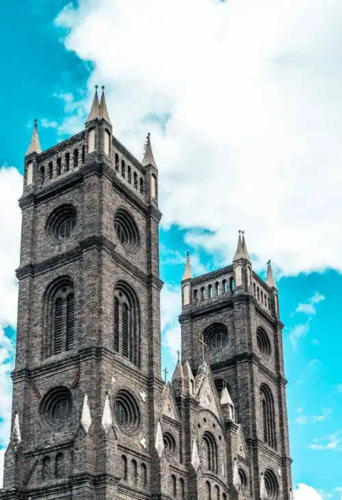 哈尔滨呼兰教堂:东方巴黎圣母院