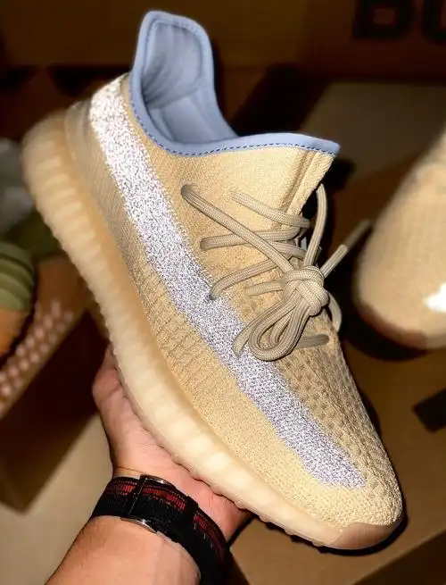 阿迪达斯 yeezy boost 350 v2 linen 奶油麻布 sulfur 硫磺抹茶绿椰子