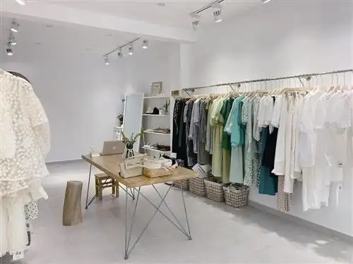 服装店错过春装旺季抓住夏季销售