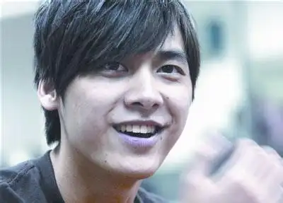 范冰冰赵薇杨幂 没加特效的明星丑到不能直视