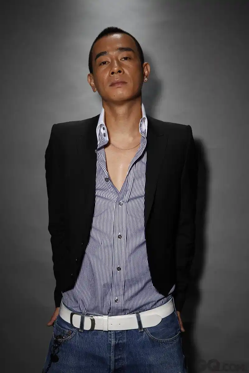 陈小春出道前职业大曝光,年少清纯,令人心疼