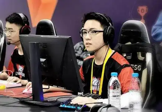 2019年12月,lvg在wesg中国区决赛上击败了国内cs老大哥tyloo,引起了不