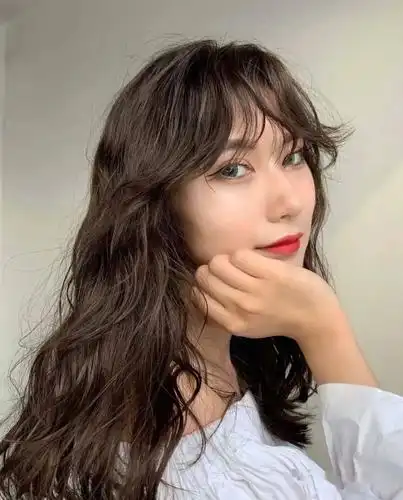 2020-09-27 11:05 来源: 潮流发型君 "木马烫", 当下非常流行的一款