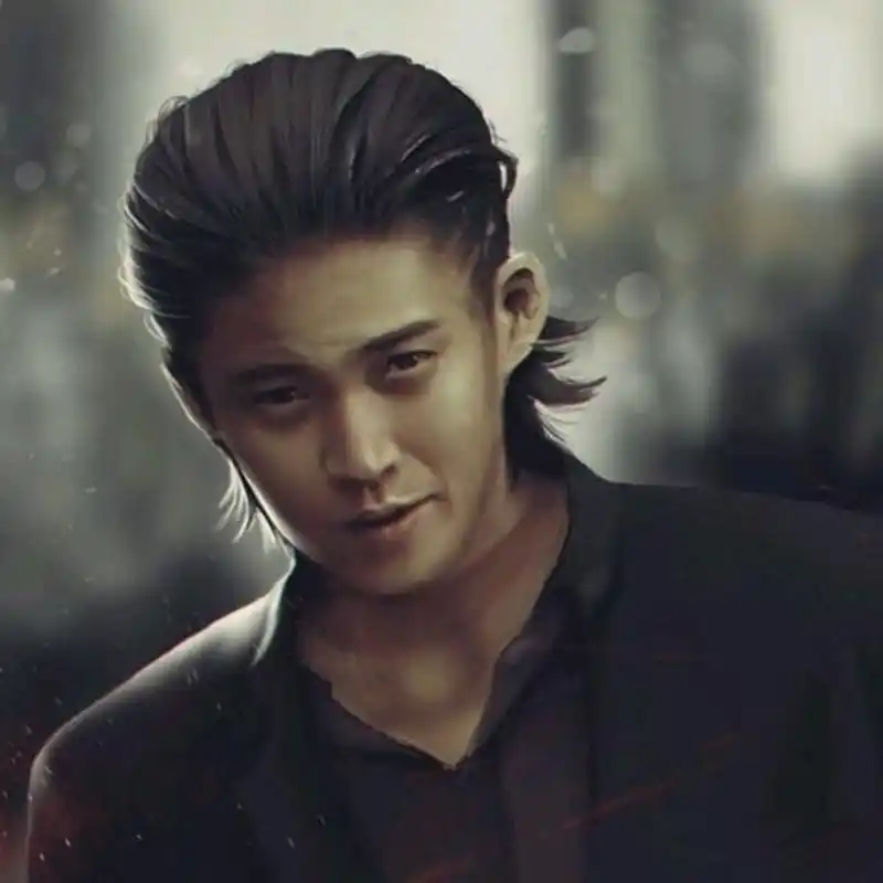 坊屋春道和泷谷源治不在一个时代吗?《热血高校》源治是谁演的?