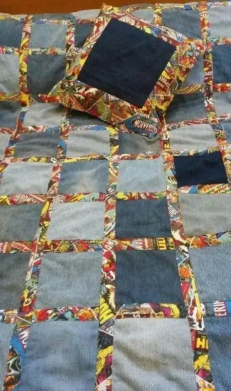 还有地垫最后还有人见人爱的六角拼布法用纸剪一个六角的模板,盖在布