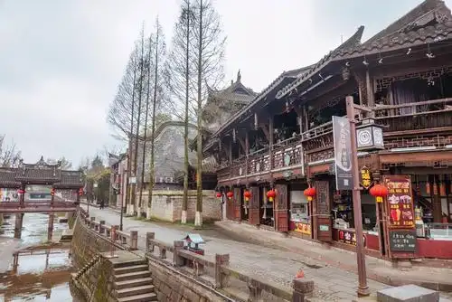 街子古镇,青城山下有一个绝美古镇,来成都都应该看看