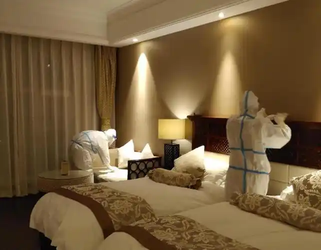 河北众诚假日酒店用心服务隔离病毒不隔离爱