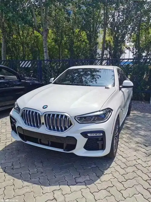 平行进口2020款宝马x6中东版国六现车云南昆明预定第一批提车