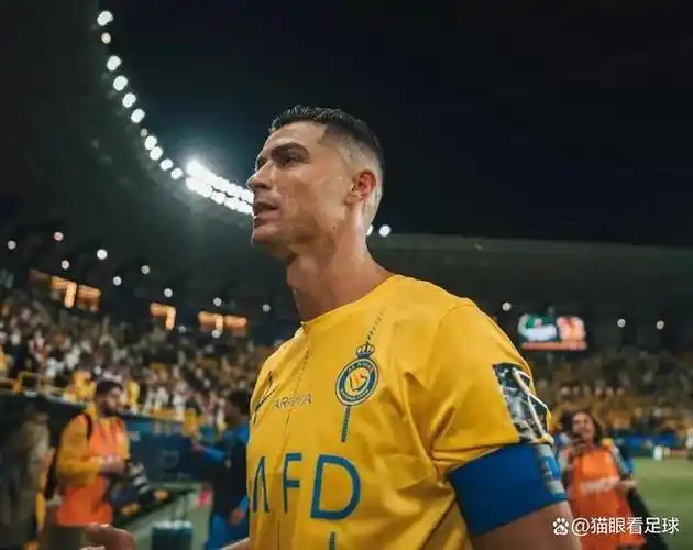 合乎道义!c罗勇敢发声,获赞巴勒斯坦球王,球迷好评:罗哥真性情