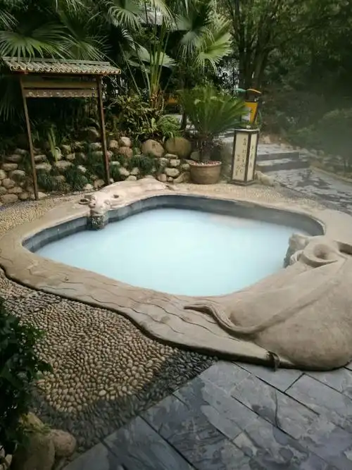 【携程攻略】莽山莽山森林温泉景点,路程挺远,但是感觉非常值得.