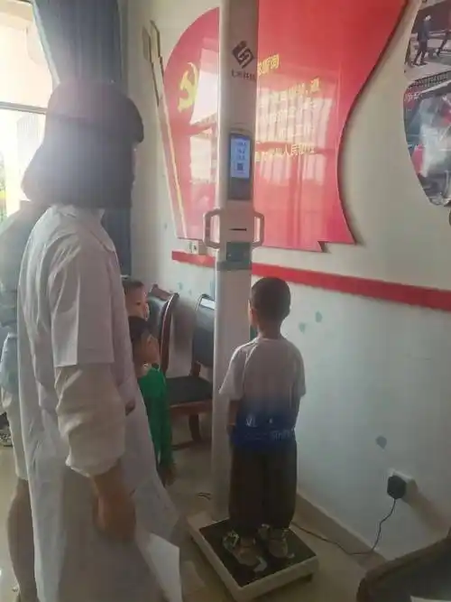 永安镇中心幼儿园开展幼儿健康体检活动_检查_进行了_基础