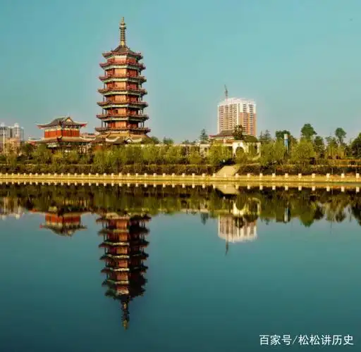 怀化又叫鹤城,位于湖南省西部偏南,毗邻贵州及凤凰古城等景区