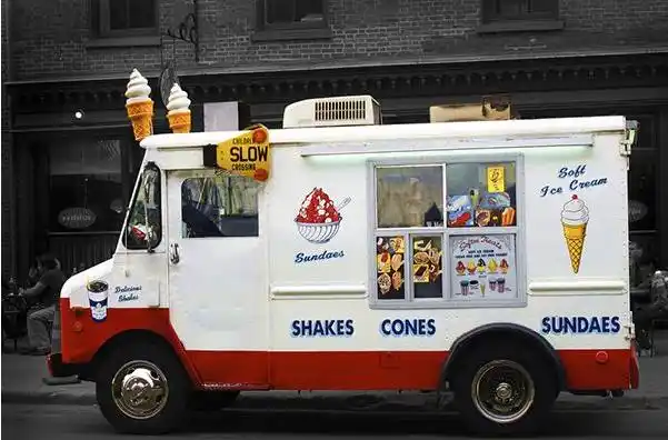 冰淇淋流动车