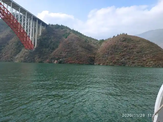 风光美如画 写美篇巫山小三峡位于重庆巫山县大宁河,由龙门峡,巴雾峡