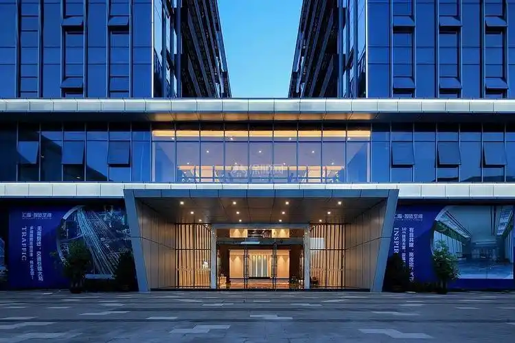 汇隆智造空间办公楼之大门设计效果图