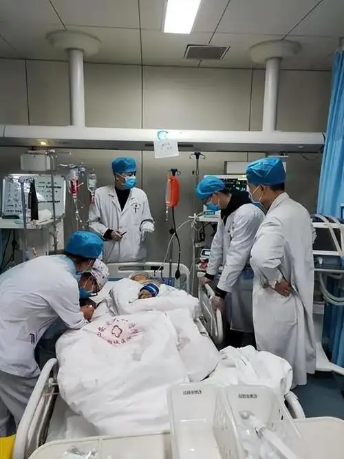 2010年女子车祸成植物人,3个月后肚子大起来,一查竟是怀孕了