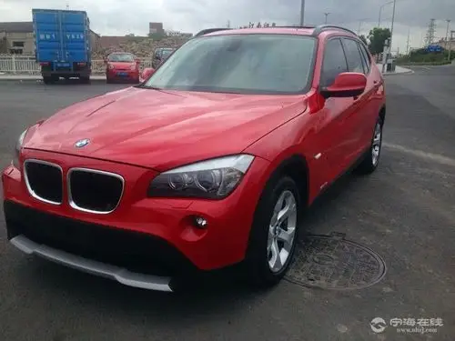 宝马x1 红色 15 万 精品车况 好车不等人 支持按揭