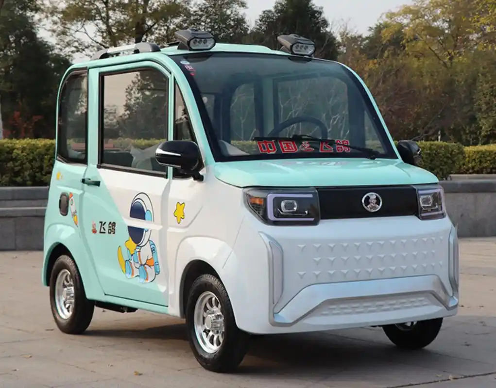 价格1万出头,配置齐全,这3款四轮电动车适合60岁以上老年人开!