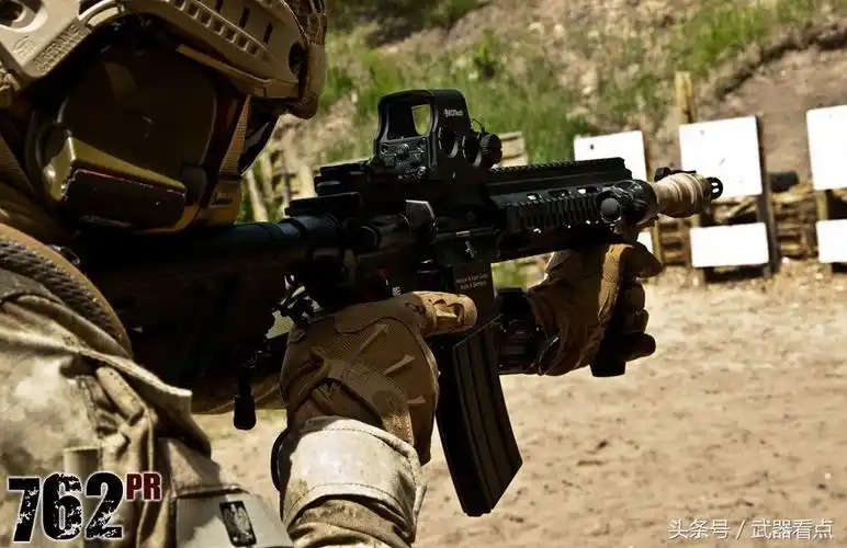 霸气的hk416a5步枪宣传艺术照片