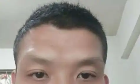 做事消极被动,爱动心机,报复心强,爱记仇,耍心眼;眉骨略凸起的人,是吉