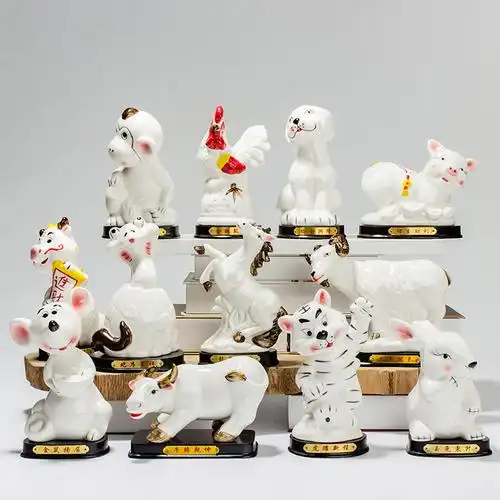 12十二生肖摆件陶瓷牛龙羊狗鼠老虎兔蛇马猴鸡猪装饰品风水工艺品