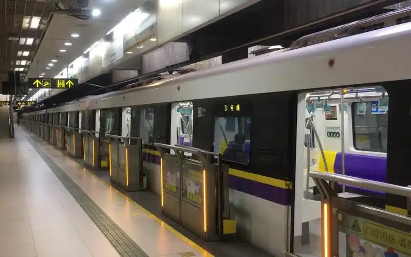 3号线有地下站?上海地铁3号线包公0330铁力路出站