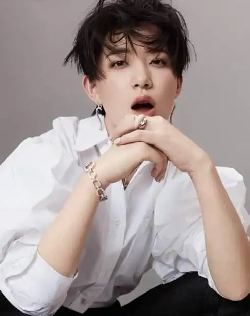 原创快乐女声的李斯丹妮曾被蔡国庆看好乘风破浪努力提高自己