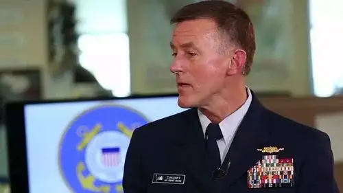 头条| 美媒称中国破冰船瞄向北极 美国海岸警卫队司令备感担忧