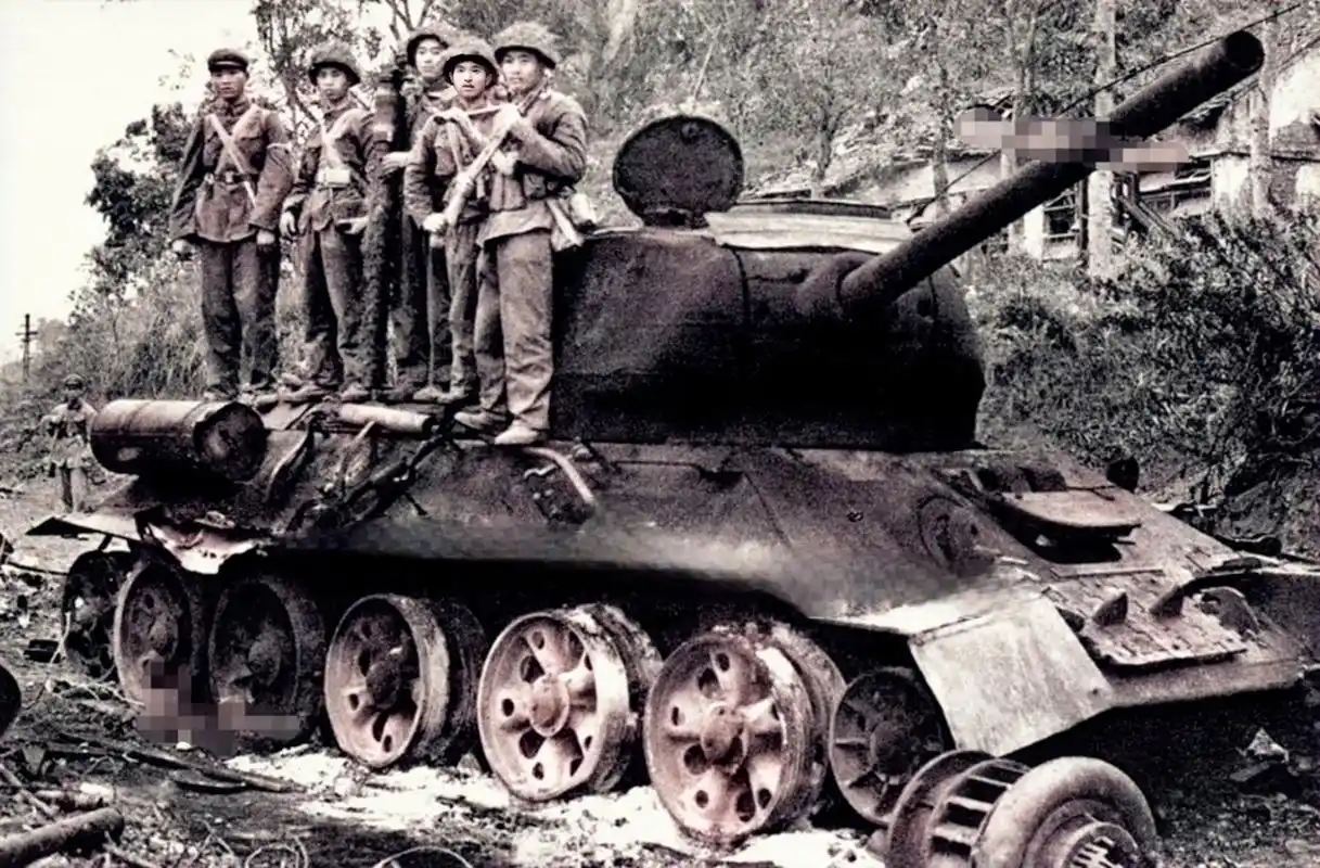 在战役开打前,越军在谅山部署了两大精锐王牌师,但在我军许世友近军