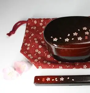 在途进口漆器饭盒茜樱双层便当盒日式食盒可加热餐盒