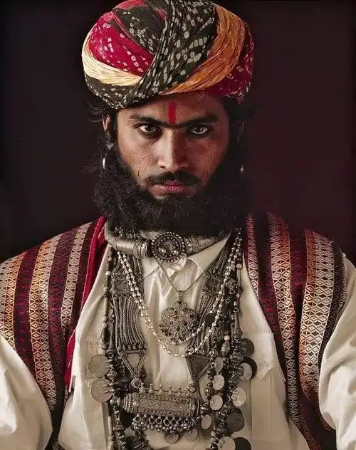 伊朗男人结婚容易离婚困难一夫多妻的日子好过吗