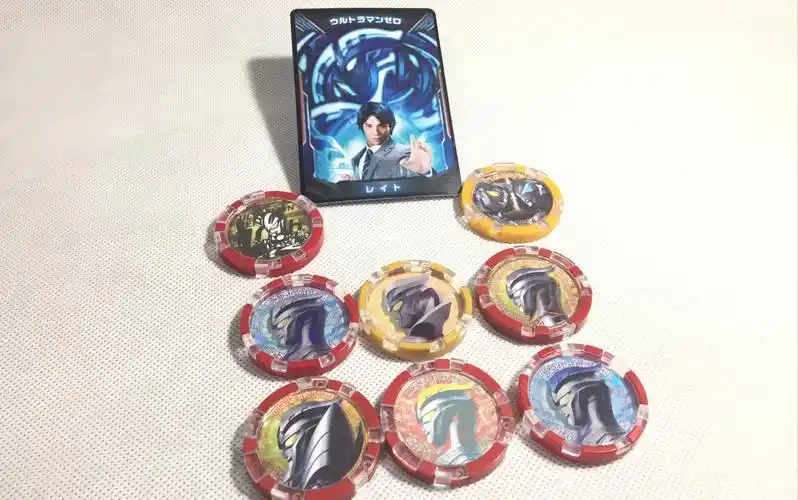 究极赛罗勋章 强壮日冕赛罗 月神奇迹赛罗 勋章 泽塔奥特曼_哔哩哔哩