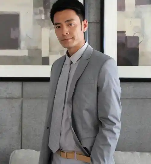 "情史丰富"李光洁:背叛郝蕾与殷桃传绯闻,与赵丽颖合